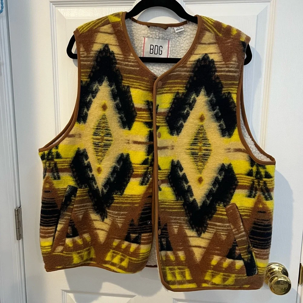 BDG Brown and Cream Textured Vest - Picture 1 of 5